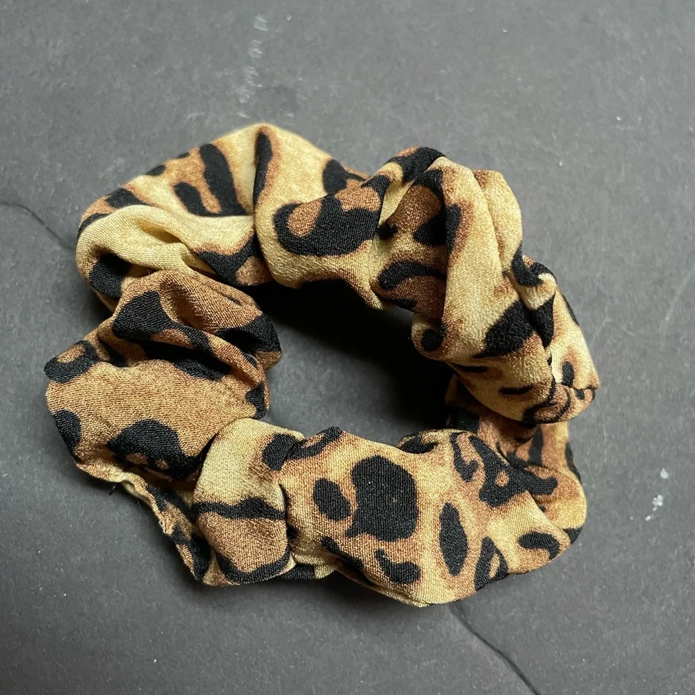 Bundle of Hair Ties Accessories Set